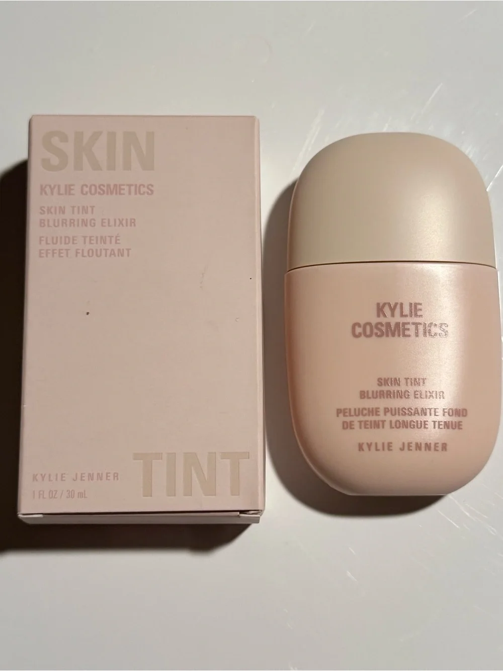 Kylie Cosmetics Skin Tint Blurring Elixir 3.5W